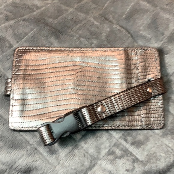 Neiman Marcus burnished silver/bronze snake luggage tag or ID holder. - Picture 1 of 4